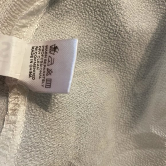 SHEIN Top - Picture 3 of 7